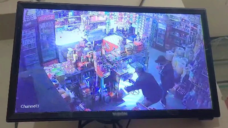 মিরপুরে একাধিক দোকান ও বাসায় দুর্ধর্ষ ডাকাতি